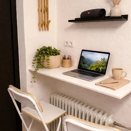Apartmán Kleine Wellness-oase Mit Sauna & Garten *